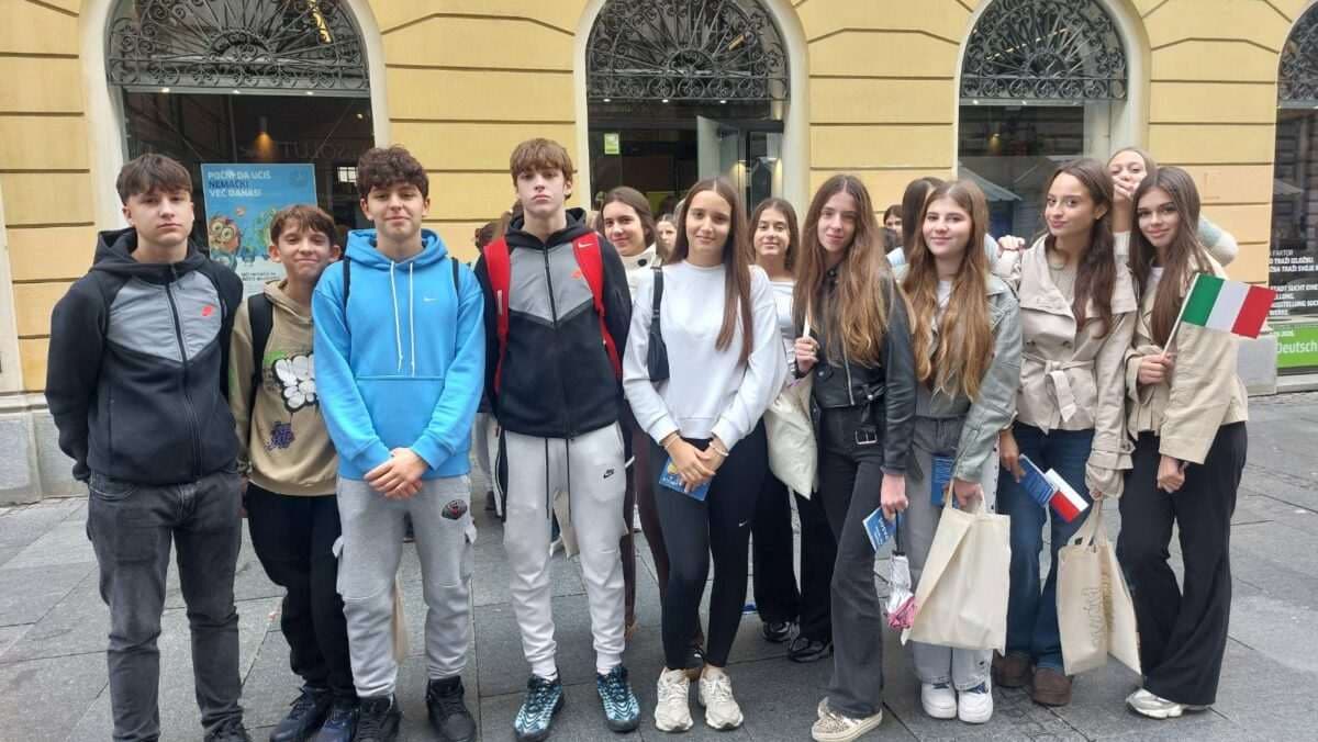 Слика 14